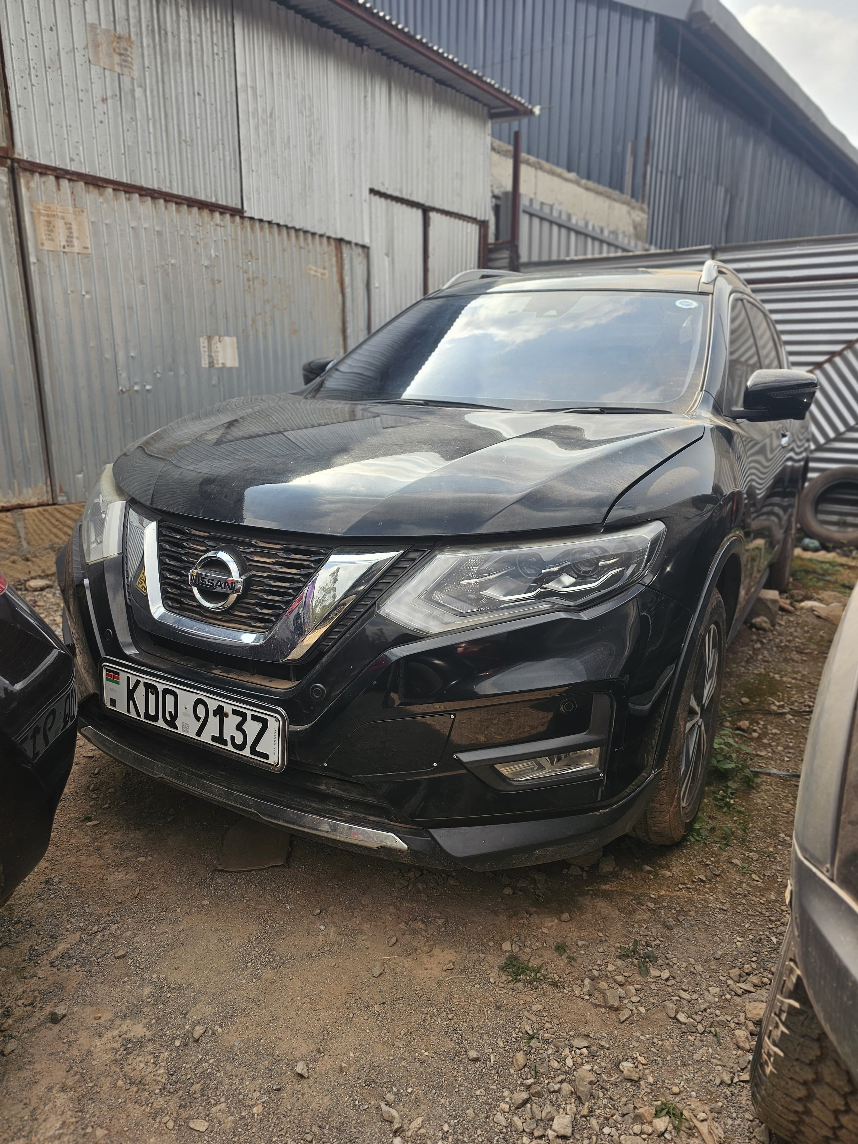 2019 NISSAN X-TRAIL