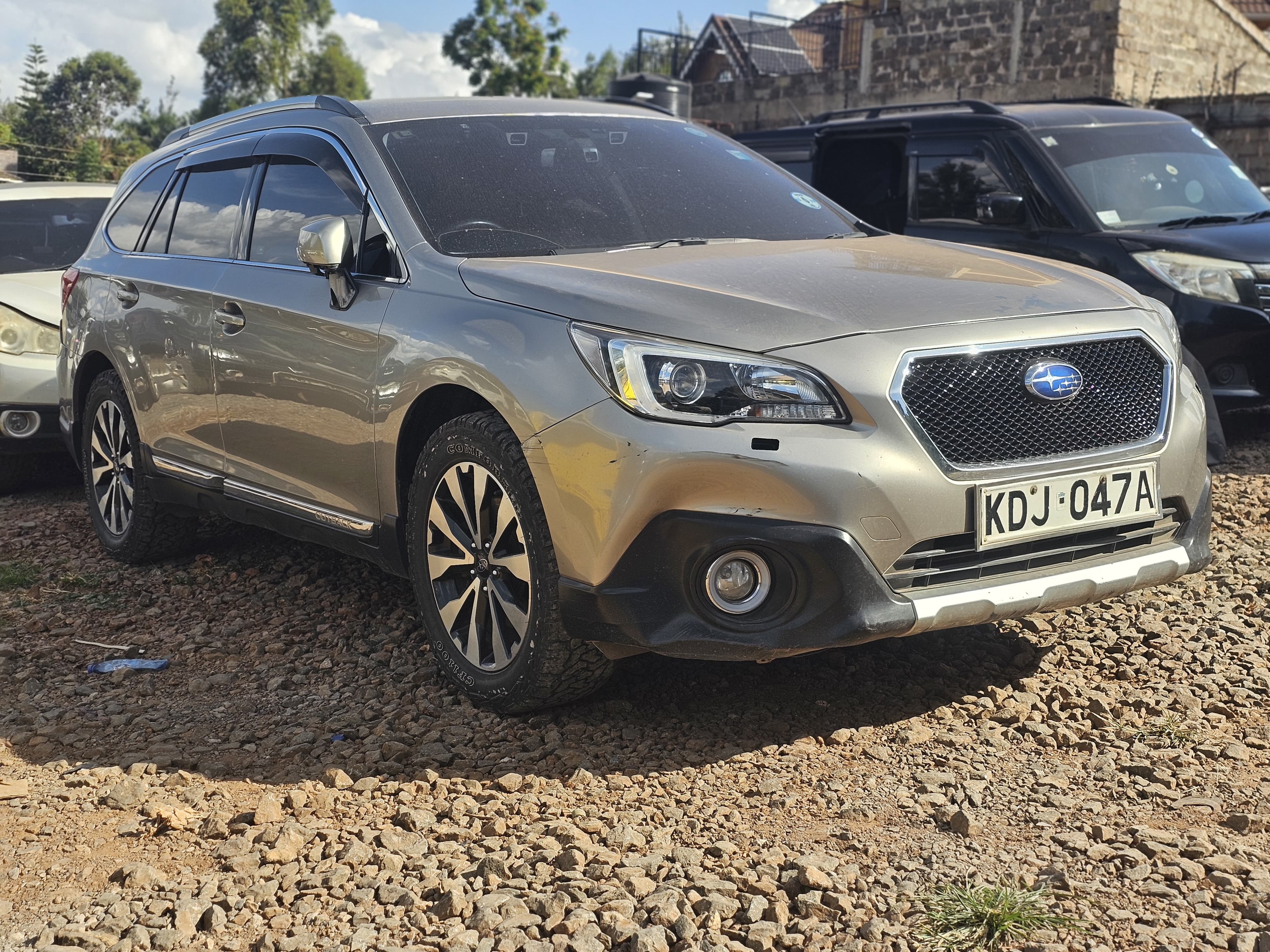 2016 SUBARU OUTBACK
