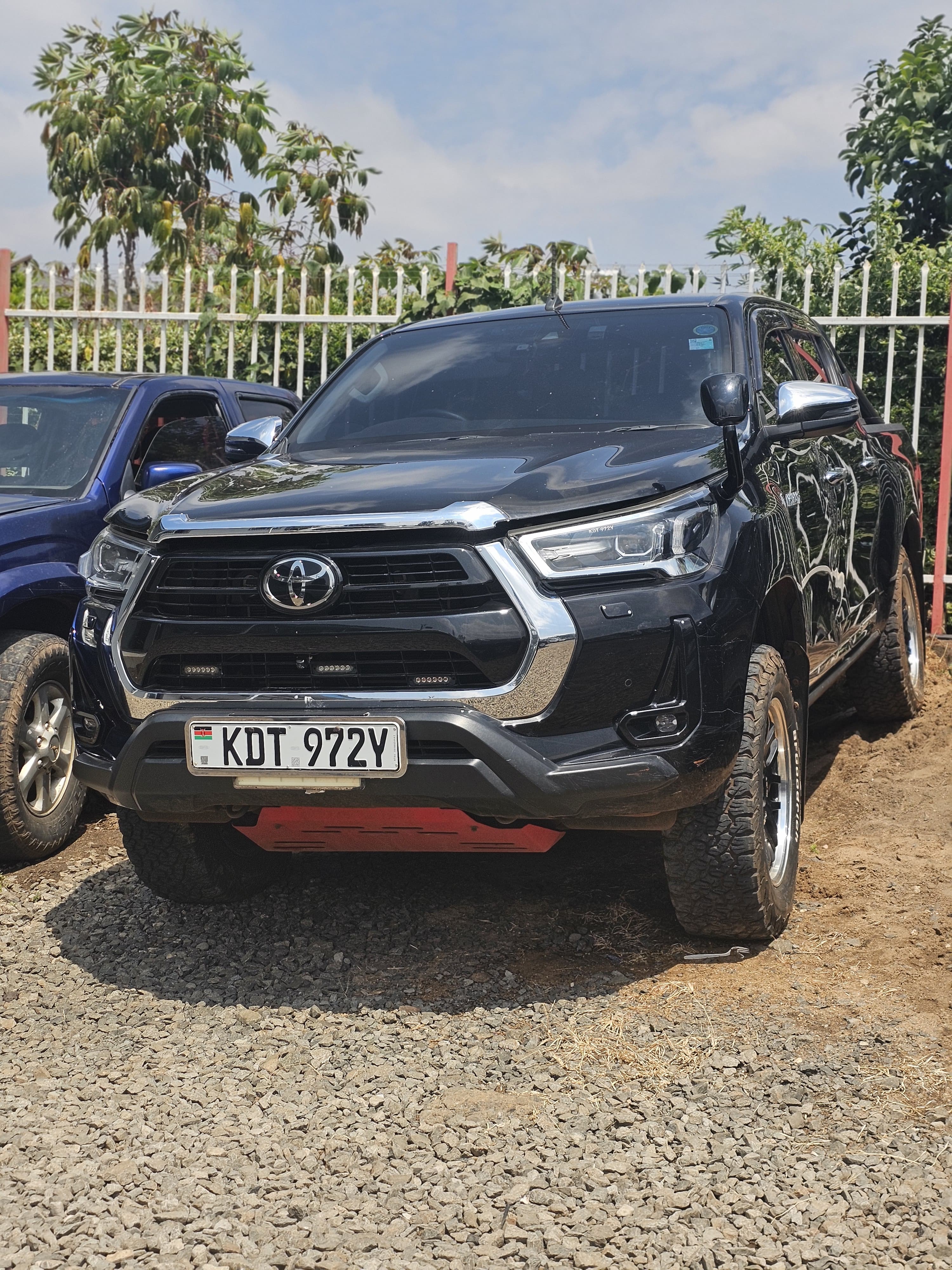 2021 TOYOTA HILUX
