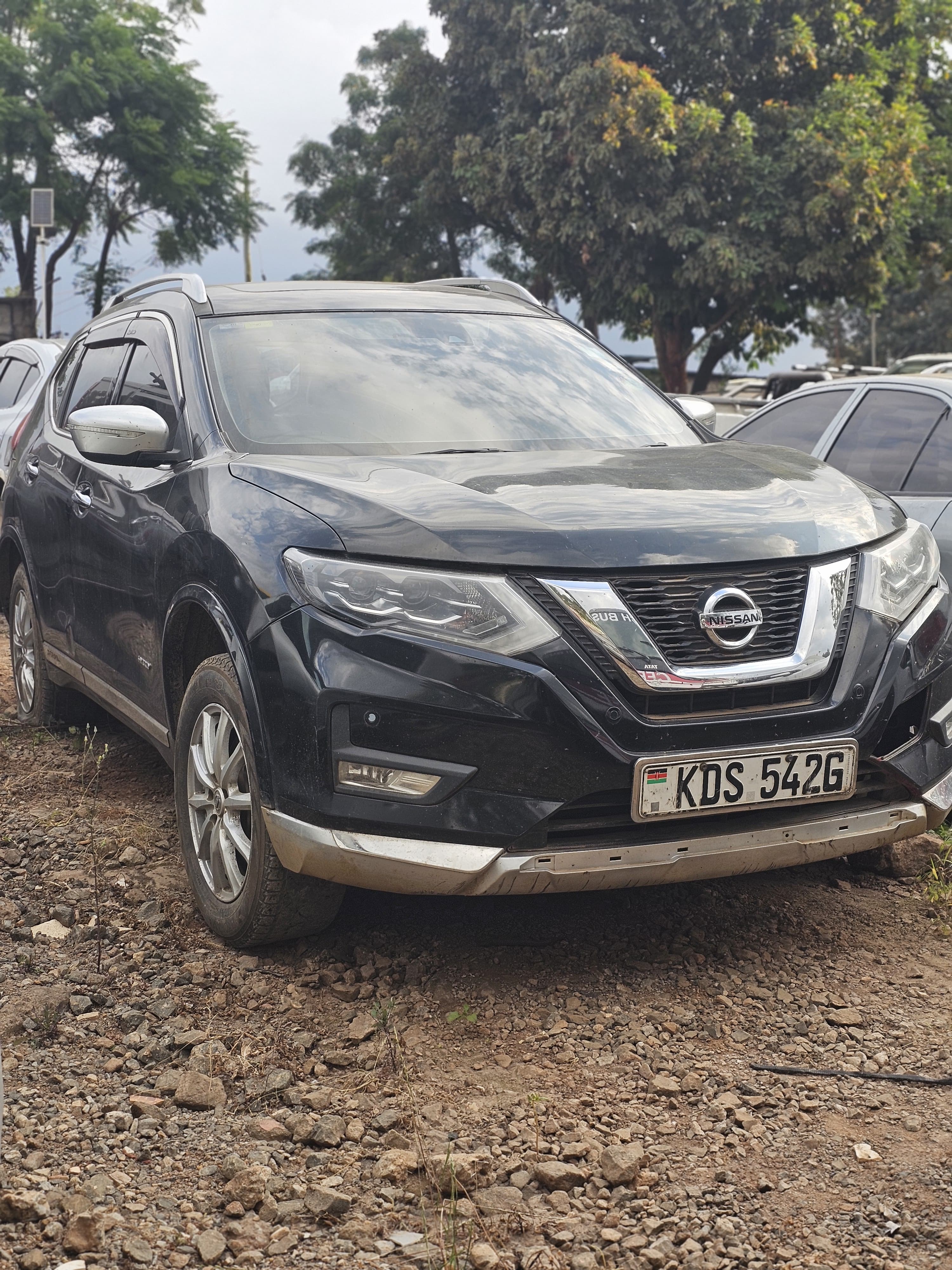 2018 NISSAN X-TRAIL