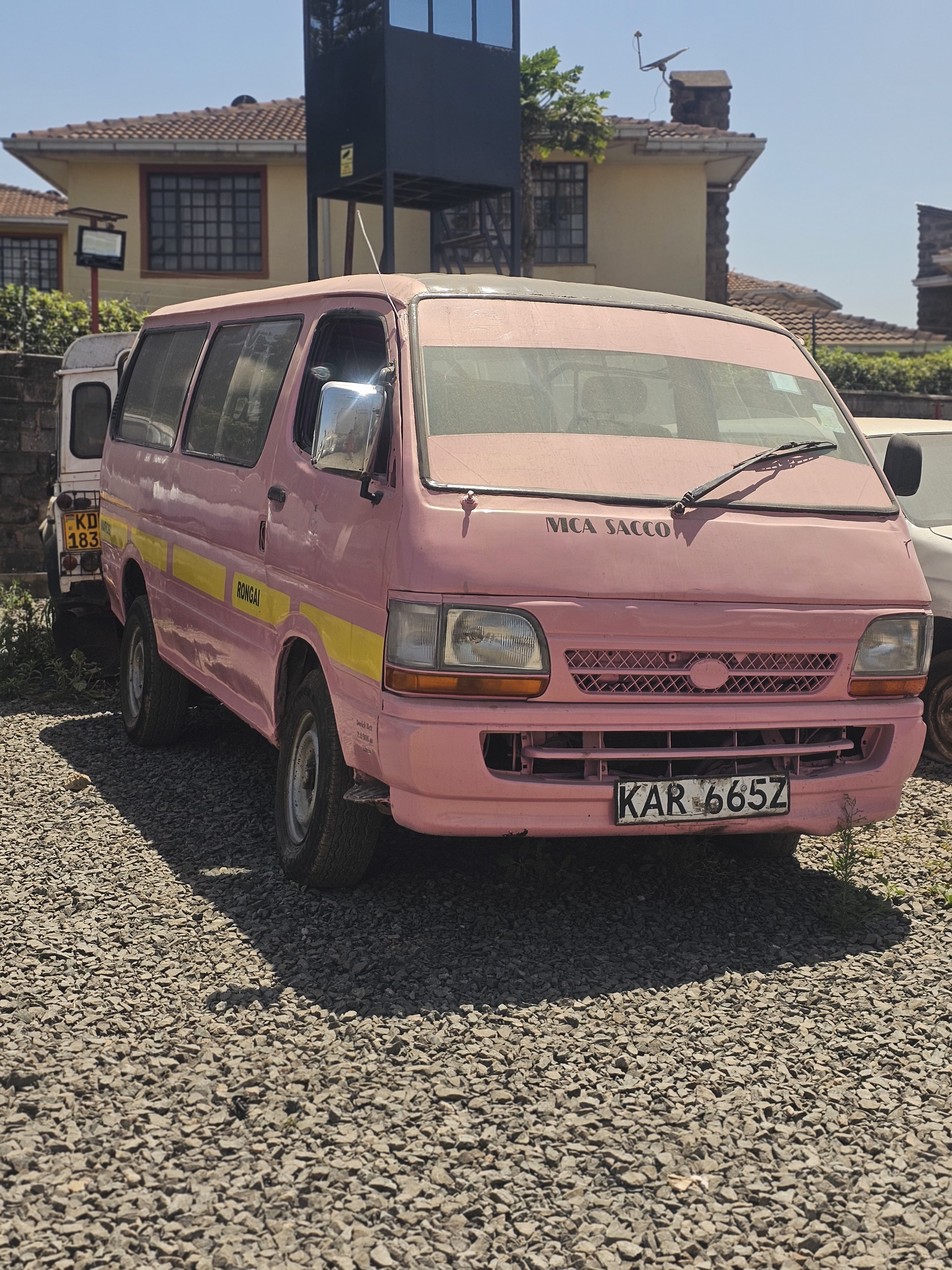 1997 TOYOTA HIACE