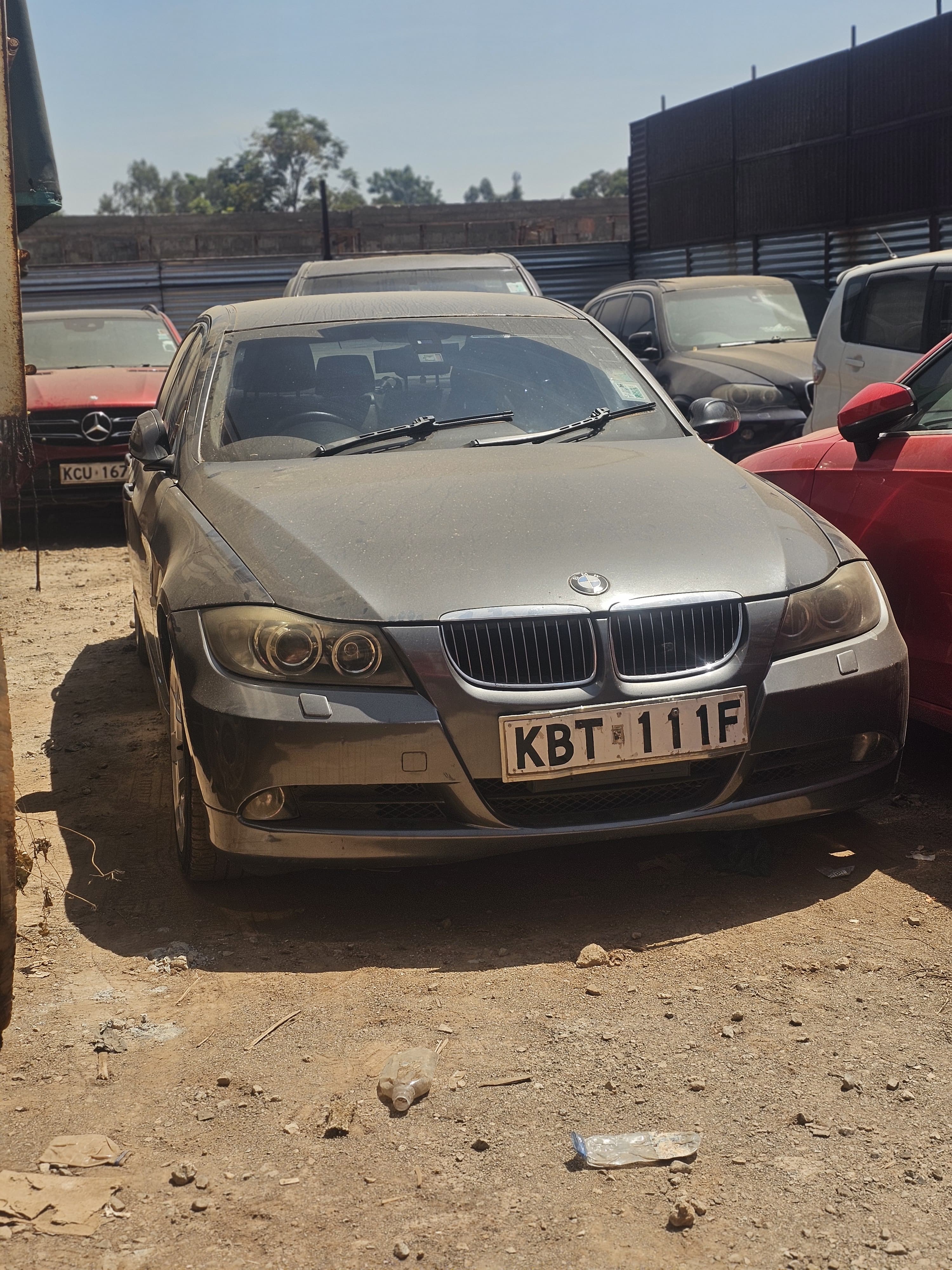 2005 BMW 320i