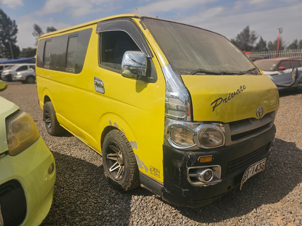 TOYOTA HIACE 7L