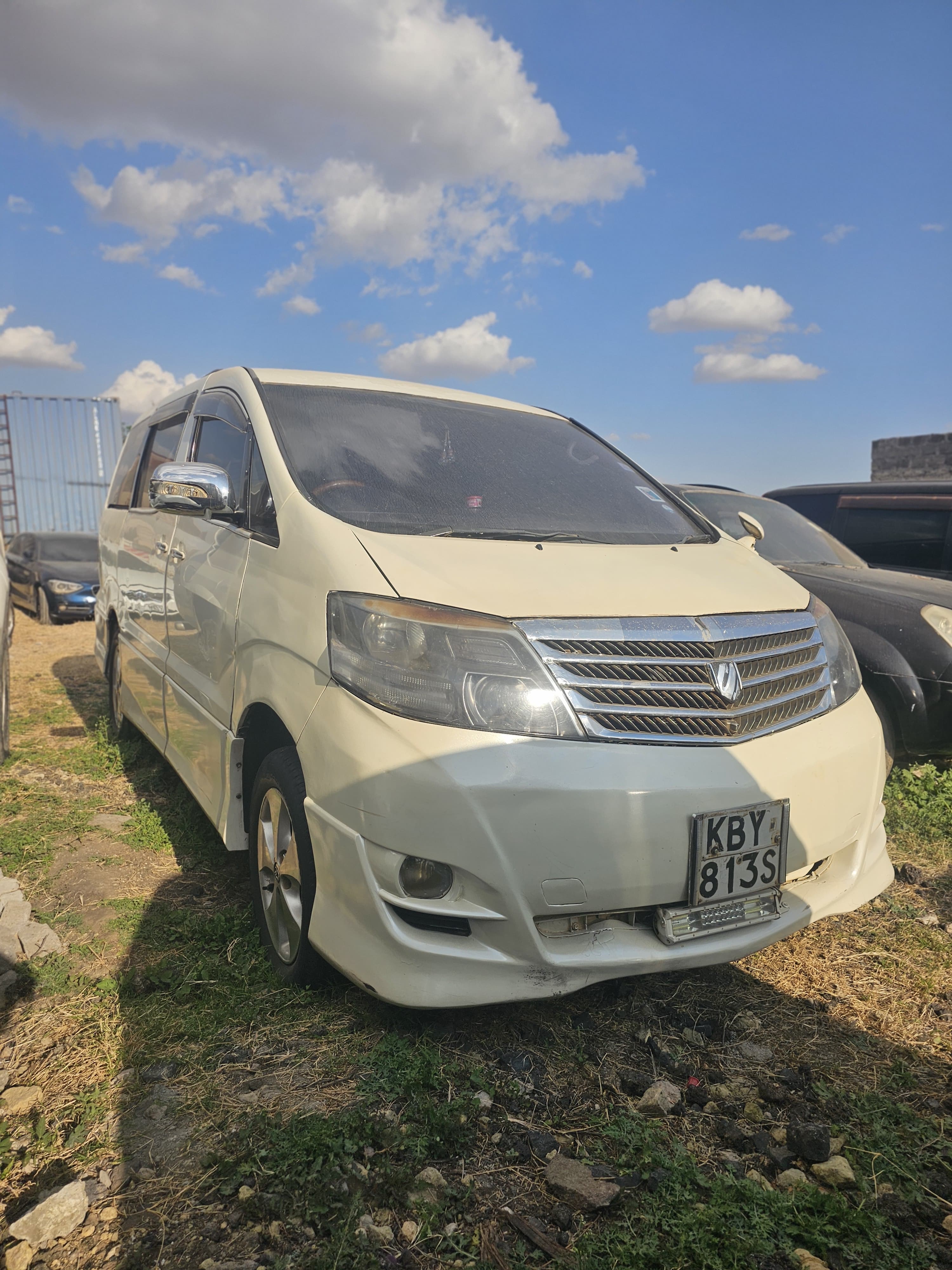 TOYOTA ALPHARD